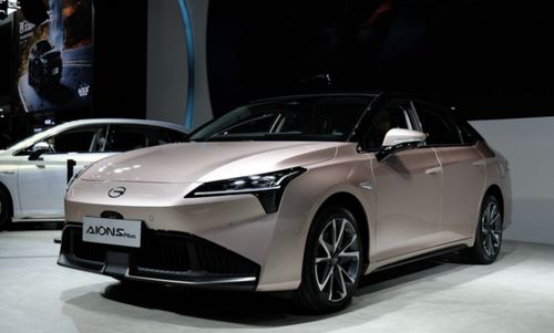 埃安aion s plus亮相車展,繼承概念車設(shè)計靈感